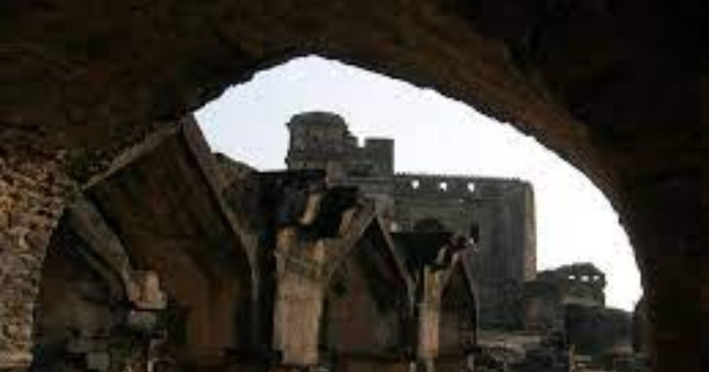 Madan Mahal Fort Madhya Pradesh 